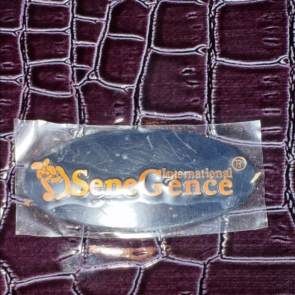 SeneGence international luxury Dark Purple Crocodile Embossed travel Organizer